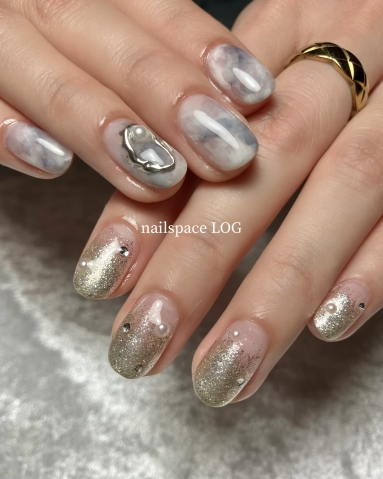 両手別デザイン